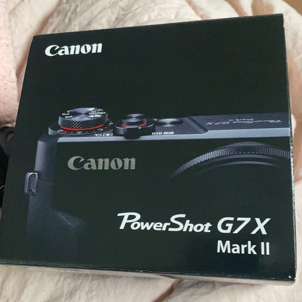 Canon G7x ll - Picture 2 of 4